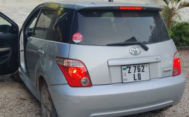 Toyota IST